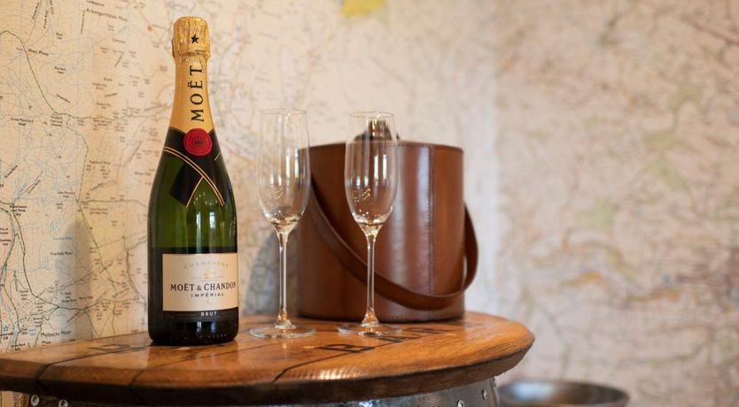 Photo of 1 Bed in Brompton on Swale