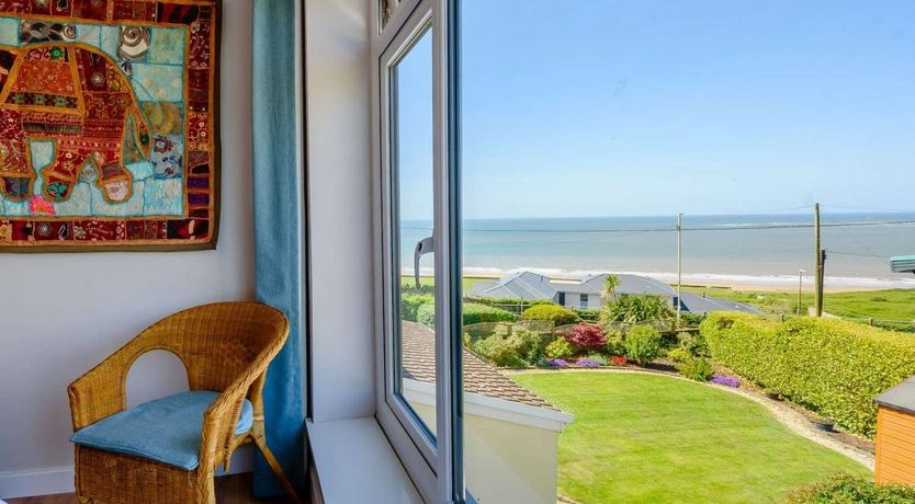 Photo of in Ogmore-By-Sea (87141)