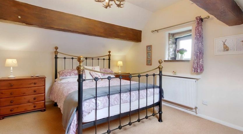 Photo of 2 Bed in Longnor