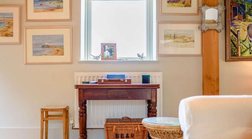 Photo of 1 Bed in Snitterton