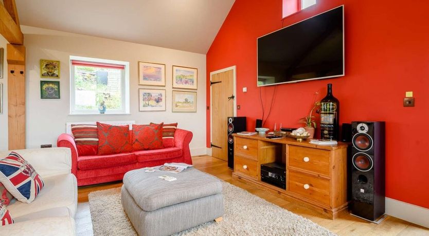 Photo of 1 Bed in Snitterton