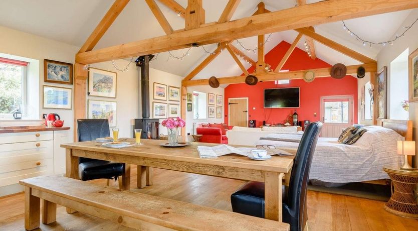 Photo of 1 Bed in Snitterton