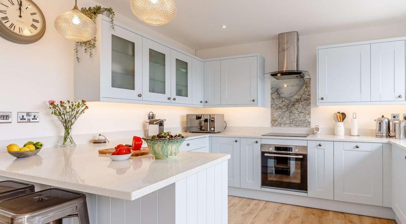 Photo of 3 Bed in Hayle
