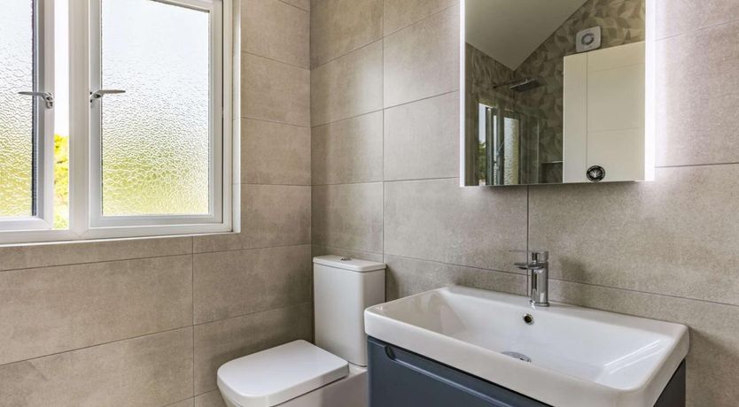 Photo of 1 Bed in Hersham