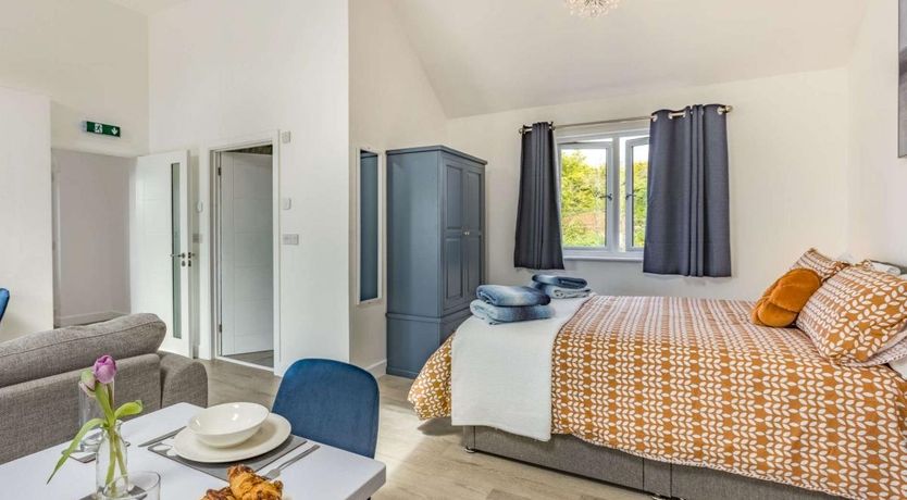 Photo of 1 Bed in Hersham