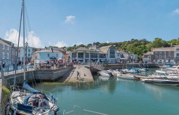 2 Bed in Padstow Holiday Cottage