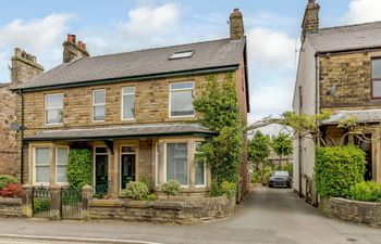 3 Bed in High Peak Holiday Cottage