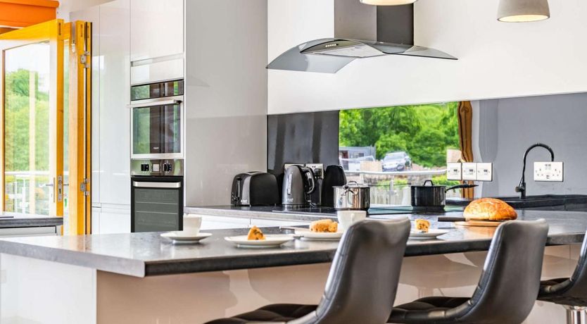 Photo of 2 Bed in Usk-