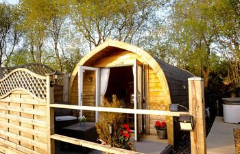 1 Bed in Llandrindod Wells Holiday Cottage