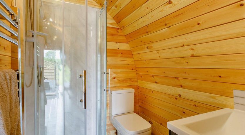 Photo of 1 Bed in Llandegley