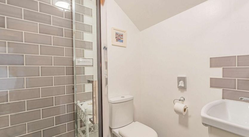 Photo of 1 Bed in Bontnewydd