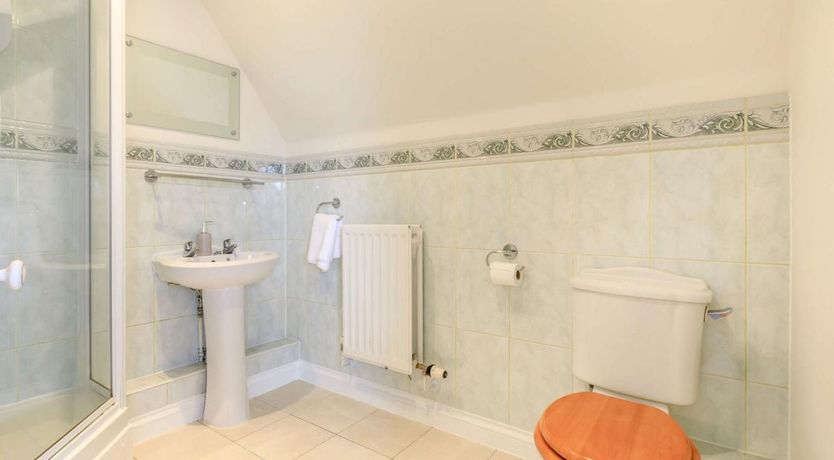 Photo of 3 Bed in Weston-super-Mare