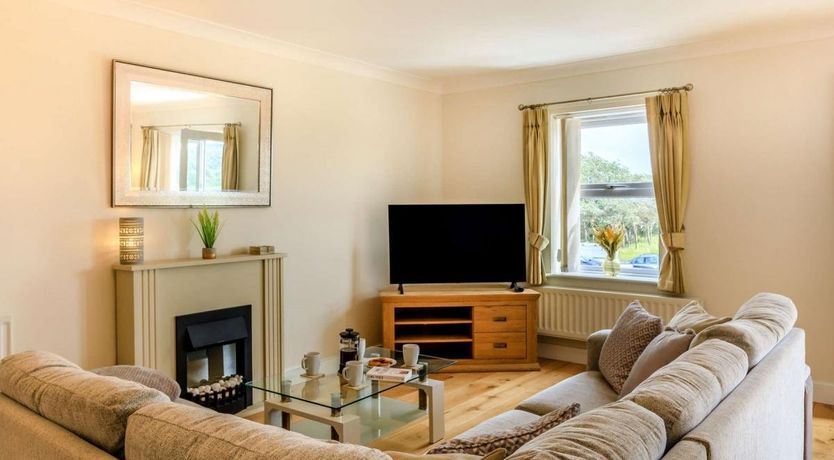 Photo of 3 Bed in Weston-super-Mare