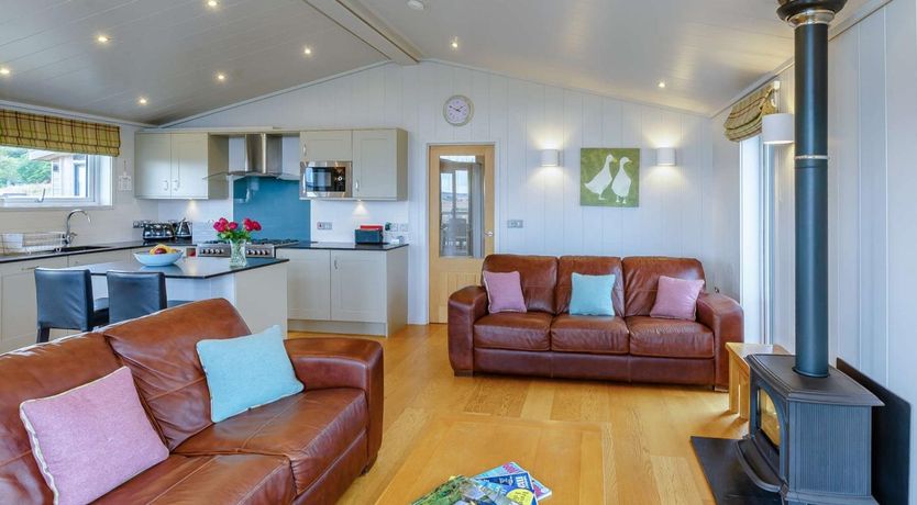 Photo of 3 Bed in St. Andrews