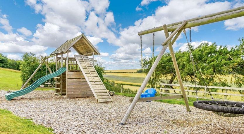 Photo of 3 Bed in Balmullo