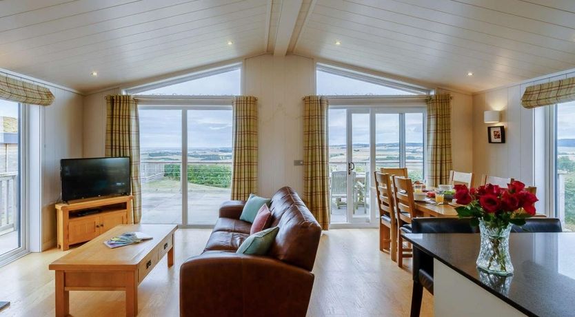 Photo of 3 Bed in Balmullo