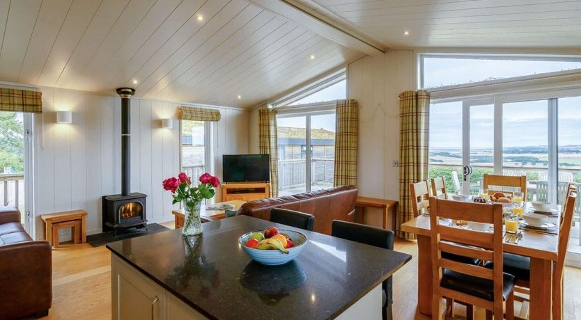 Photo of 3 Bed in Balmullo