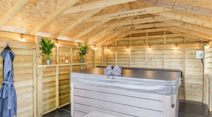 Photo of 1 Bed in Chapel Amble