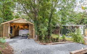 Photo of Log Cabin in North Cornwall