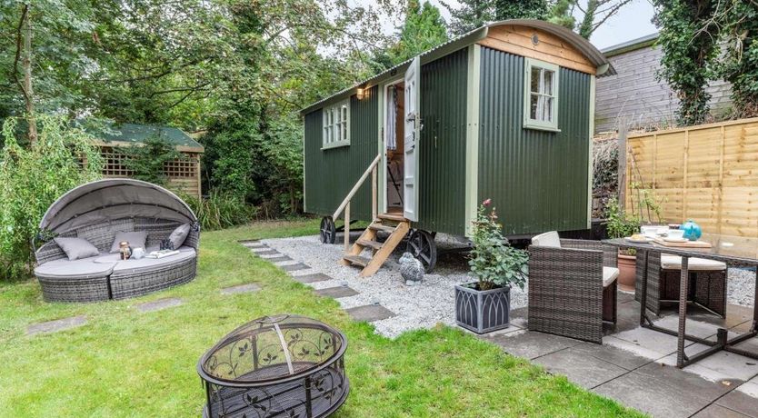 Photo of 1 Bed in Chapel Amble