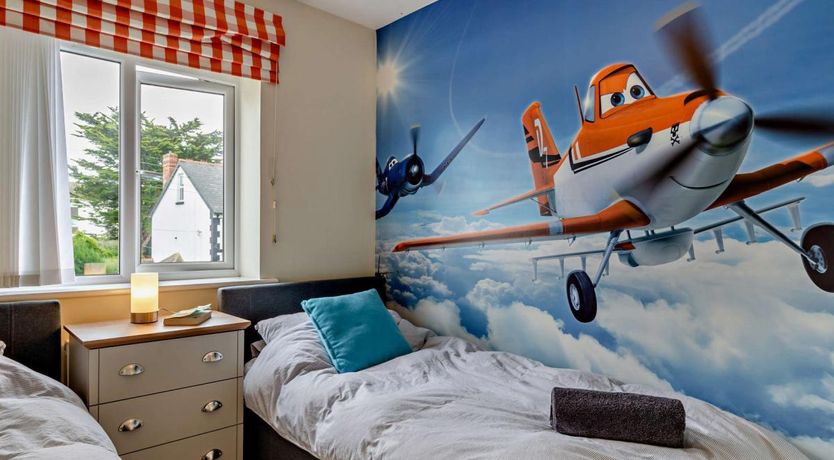 Photo of 4 Bed in Westward Ho