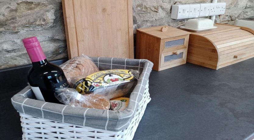 Photo of 2 Bed in Brynteg