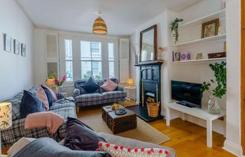3 Bed in Eastbourne Holiday Cottage