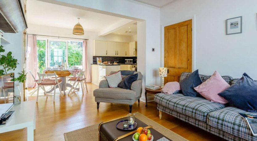 Photo of 3 Bed in Eastbourne