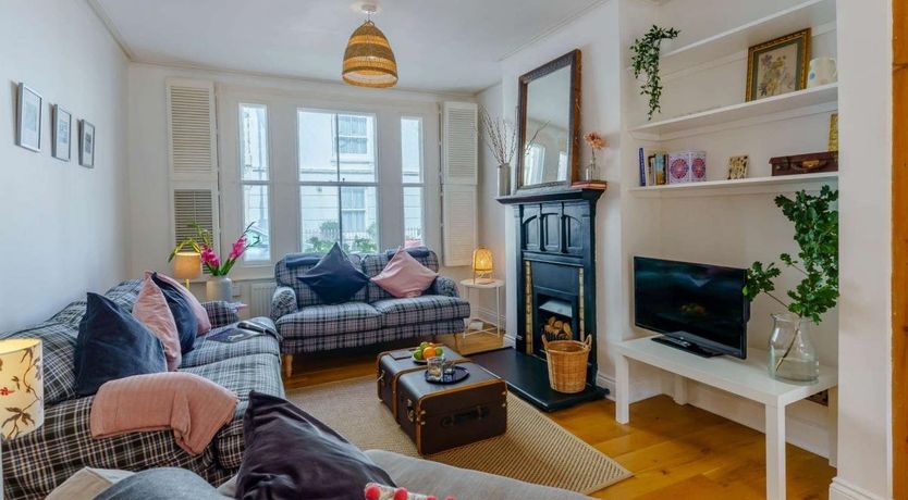 Photo of in Eastbourne (83924)