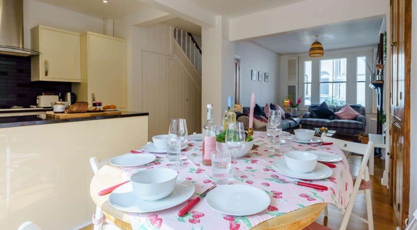 Photo of 3 Bed in Eastbourne