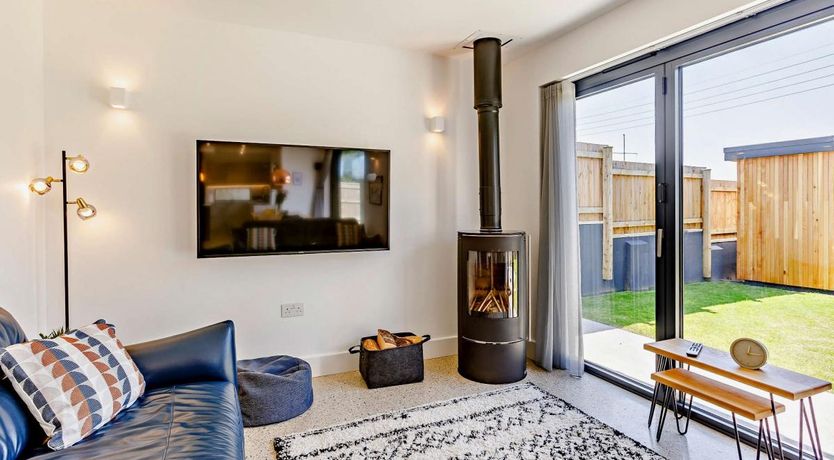 Photo of 4 Bed in Stratton