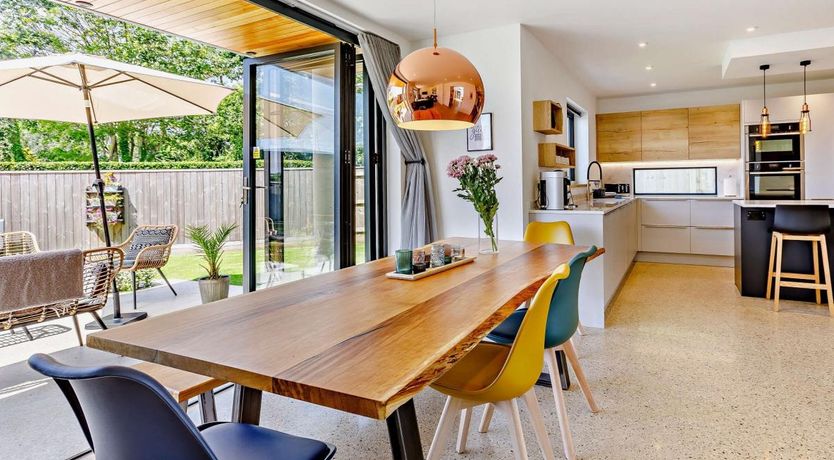 Photo of 4 Bed in Stratton