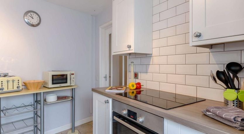 Photo of 4 Bed in Tenby