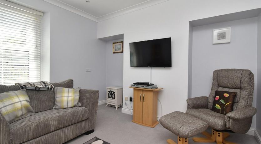 Photo of 4 Bed in Tenby