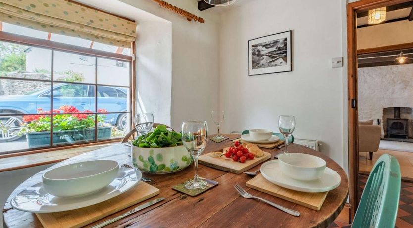 Photo of 2 Bed in Llangwm