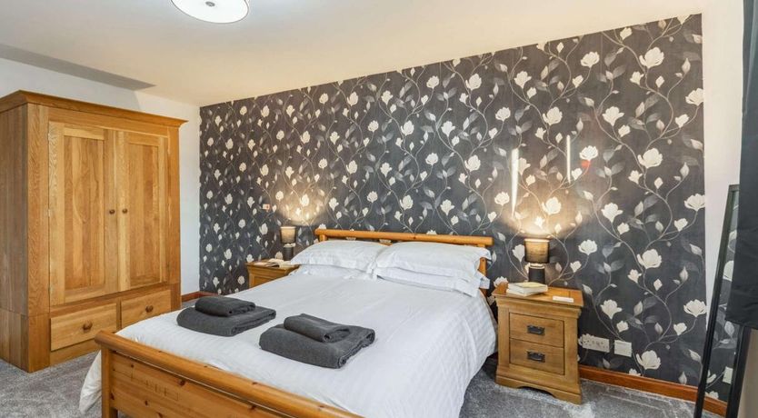 Photo of 4 Bed in Warkworth