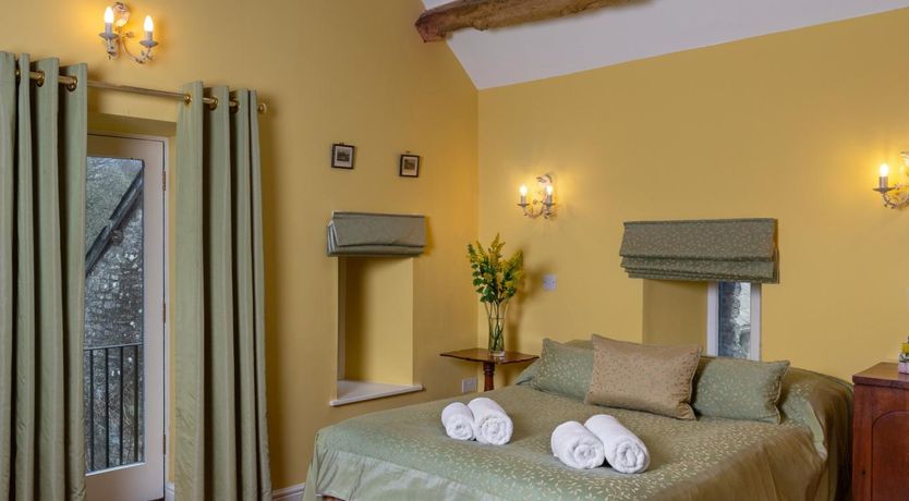 Photo of 4 Bed in Brecon