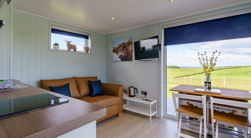 Photo of 1 Bed in Girvan