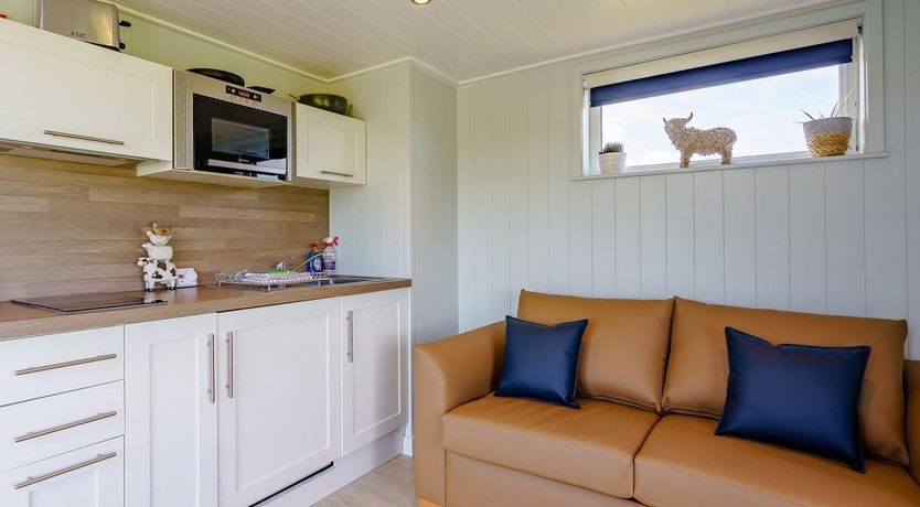 Photo of 1 Bed in Turnberry