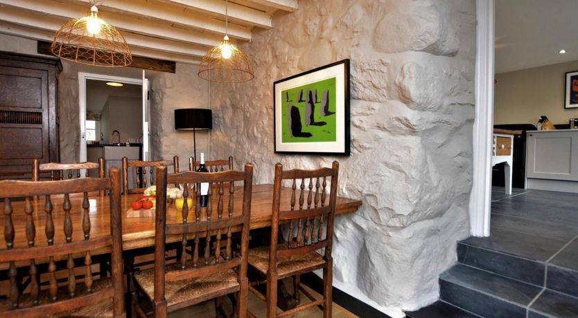 Photo of 3 Bed in Tyn-y-Groes