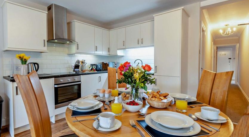 Photo of 2 Bed in Tenby