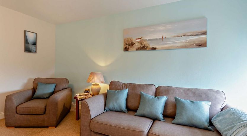 Photo of 2 Bed in Tenby