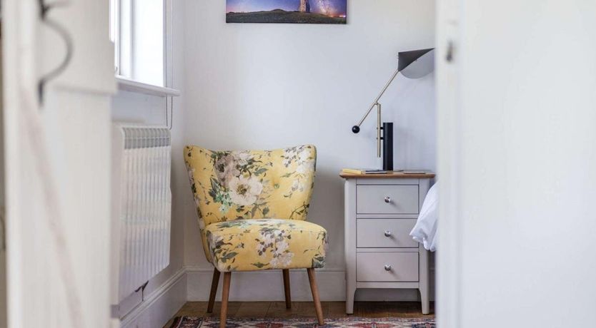 Photo of 1 Bed in Chale Green