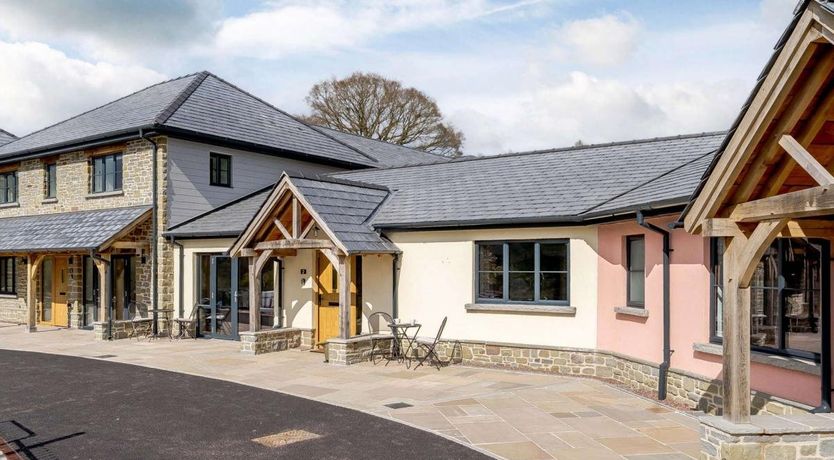 Photo of 2 Bed in Kemeys Commander