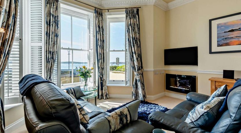 Photo of 2 Bed in Tenby