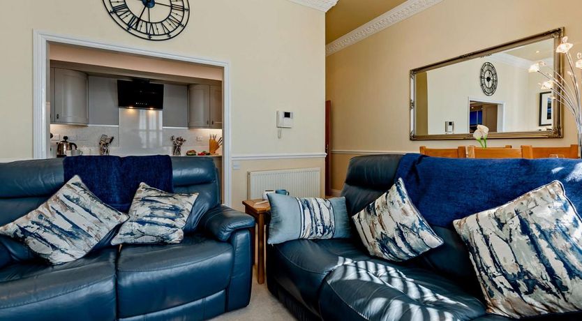 Photo of 2 Bed in Tenby