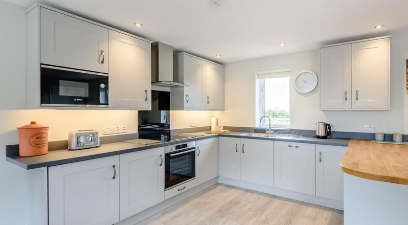 Photo of 2 Bed in Newent
