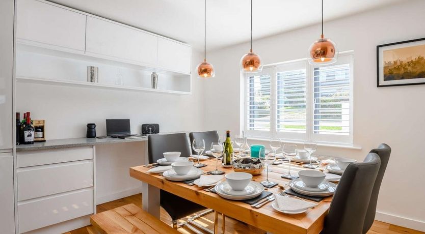 Photo of 4 Bed in Milford on Sea