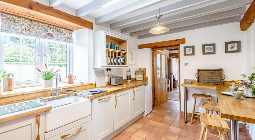 Photo of 4 Bed in Holywell