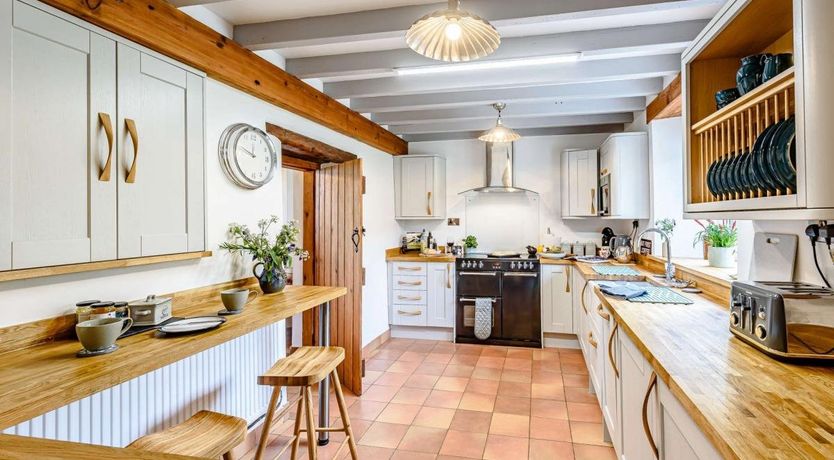 Photo of 4 Bed in Whitford